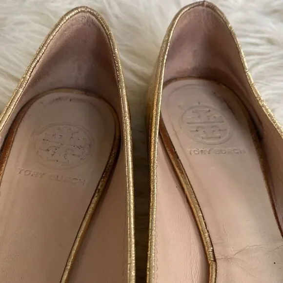 Tory Burch MINNIE TRAVEL BALLET Gold Flats sz 8M- Preowned - Picture 12 of 16
